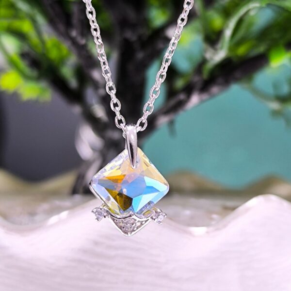 Silver Crystal Diamond Shape Pendant Necklace for Women