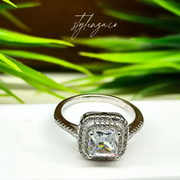 925 Sterling Silver Emerald-Cut Statement Ring - Image 2